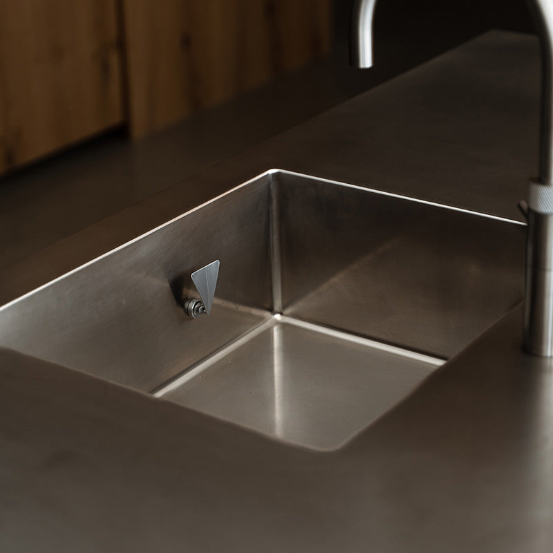 Magnetischer Spülbürsten- und Schwammhalter